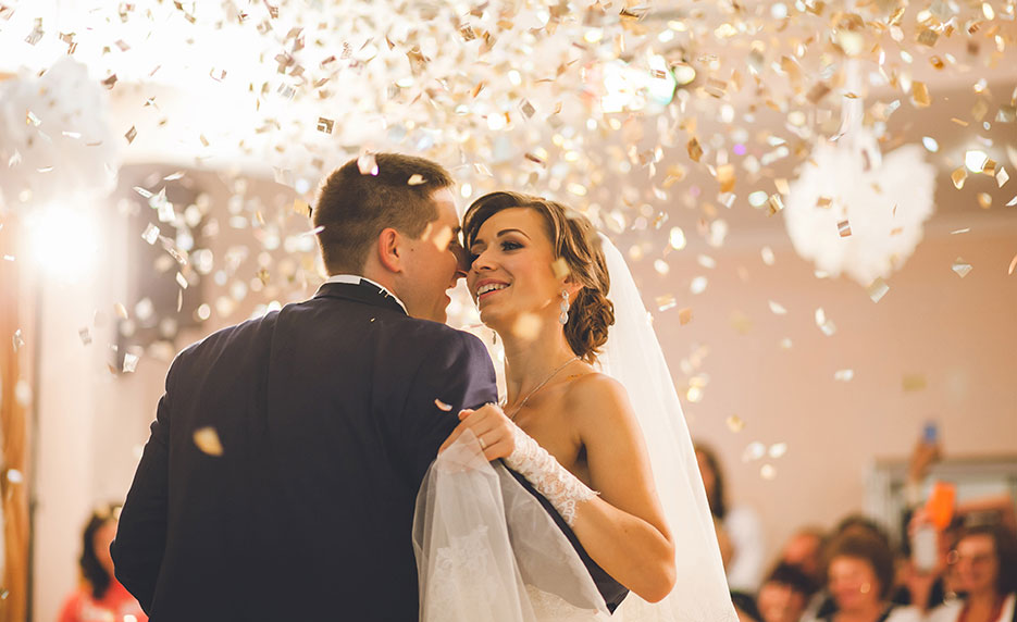 how to become a wedding planner
